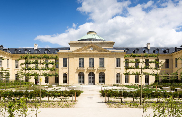 Ancien hôpital royal, Versailles