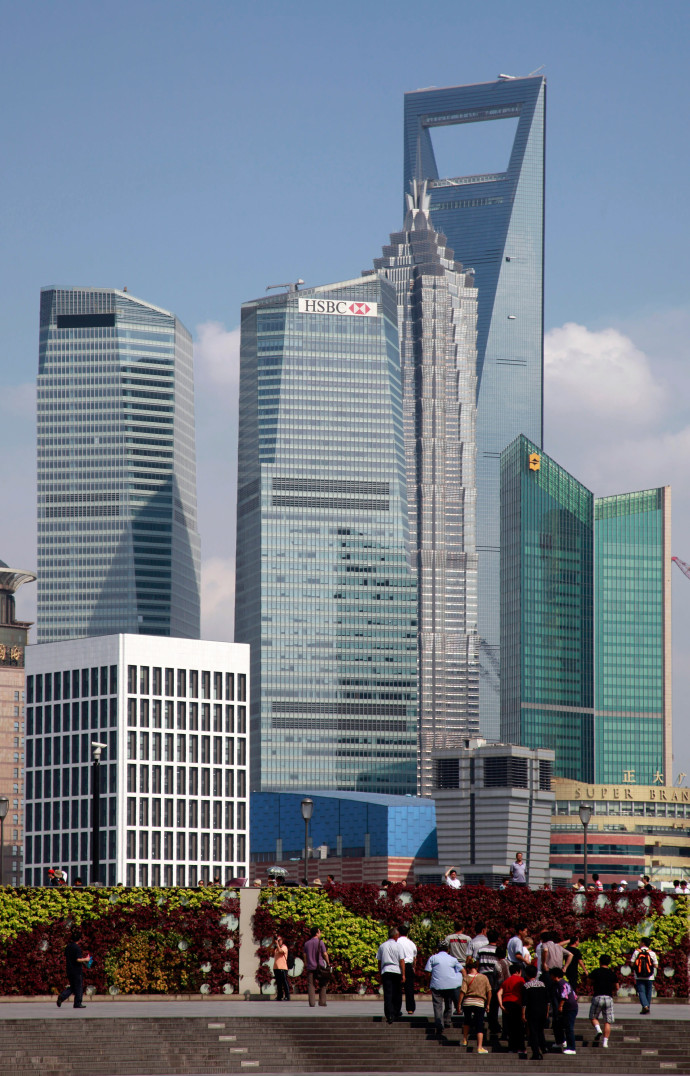 A l’est du fleuve, Pudong, pôle financier et commercial de Shanghai, où se dressent toujours plus de gratte-ciel ultramodernes.