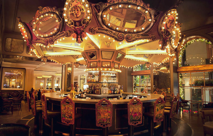 Carousel Piano Bar & Lounge