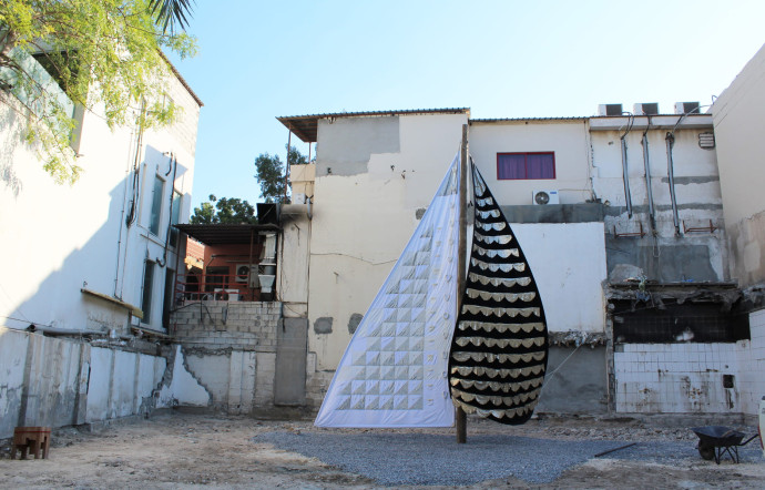 Une installation de l’artiste bahreïnie Ghada Khunji lors de la dernière édition du Nest, inspirée des Dhows, les bateaux des pêcheurs de perles.