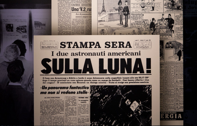 La une, datée du 21 juillet 1969, pour les premiers pas de l’homme sur la lune.