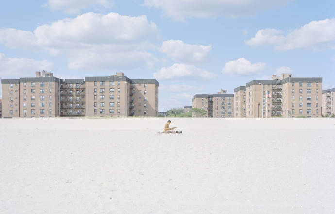 The Good Pictures : Flotsam, plages mélancoliques de Ward Roberts