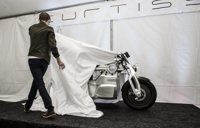 Curtiss Motorcycles dévoile Zeus, sa moto avant-gardiste et électrique