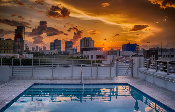Vu sur Instagram : Les plus belles piscines d’hôtels de Miami !