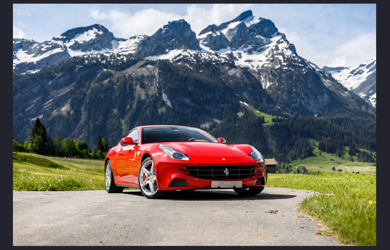 Ferrari FF, 2011, 925 kilomètres au compteur, 140 000 – 180 000 €.