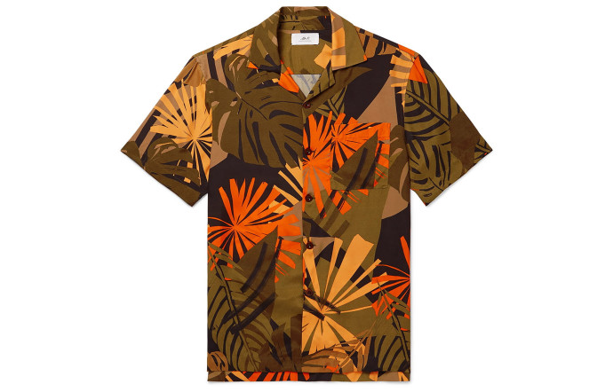 La collection Mr P. du mois de juillet. Camp-Collar Printed Woven Shirt, 155 €.