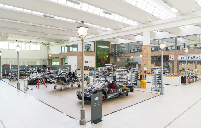 San Cesario sul Panaro, petite commune de la province de Modène, accueille l’usine Pagani – d’où 40 voitures sortent chaque année, pas une de plus – et le musée, inauguré en 2016.