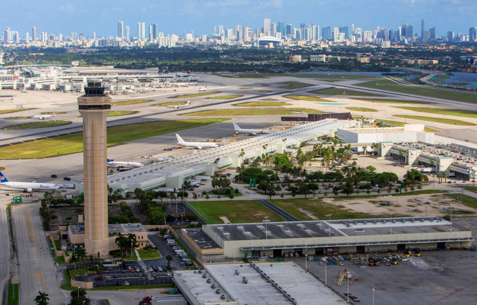Aéroport International de Miami : le carrefour des Amériques