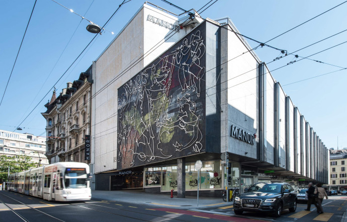 Au 6, rue Cornavin, à Genève, le célèbre flagship-store de la chaîne Manor.
