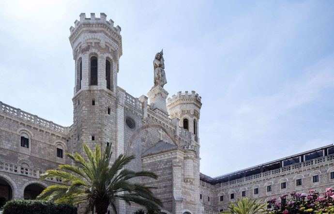 Édifié par des Pères assomptionnistes français, le centre Notre-Dame de Jérusalem, qui appartient aujourd’hui au Saint-Siège, est devenu un hôtel de luxe.