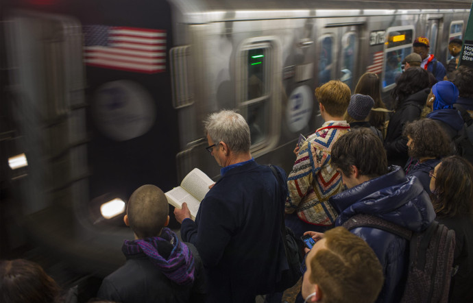 Quais bondés, stations fermées sans préavis, rames bloquées sans climatisation, signaux défaillants, déraillements, corruption… le métro new-yorkais est l’un des pires au monde.