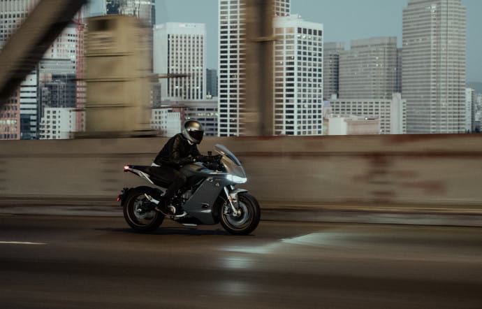 Zero Motorcycles présente la SR/S, sa moto électrique la plus sportive