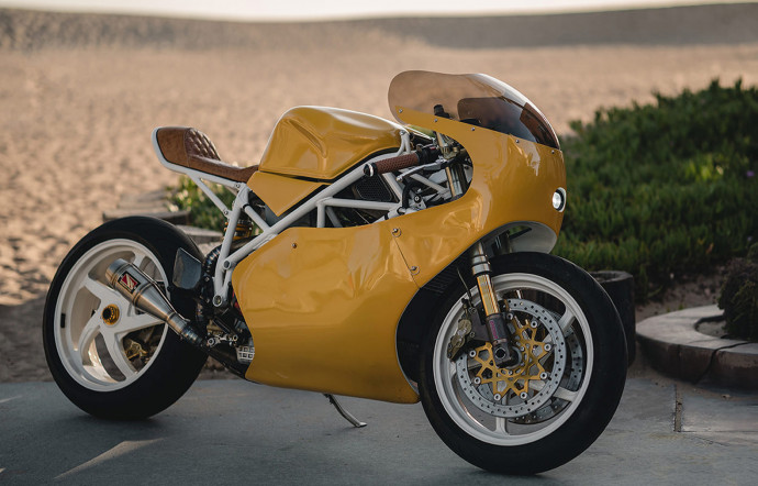moto-custom-ducati-998-upcycle-motor-garage-insert-02