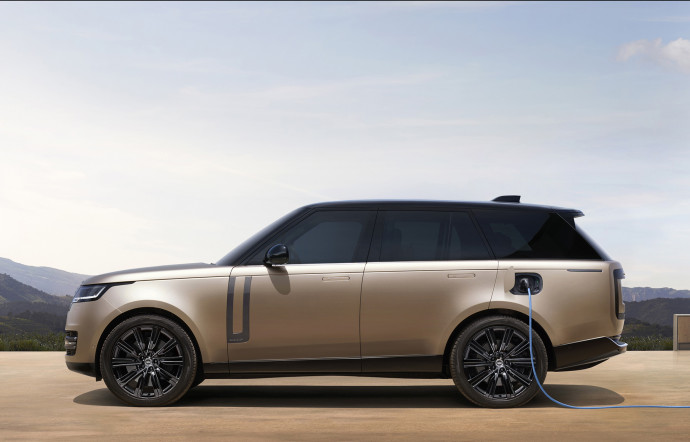 Nouveau Range Rover hybride rechargeable un carton assuré - the good life