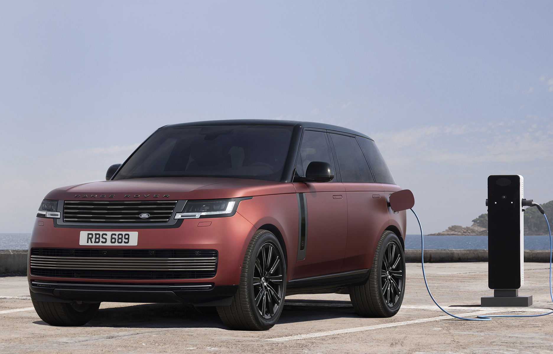Nouveau Range Rover hybride rechargeable un carton assuré - the good life