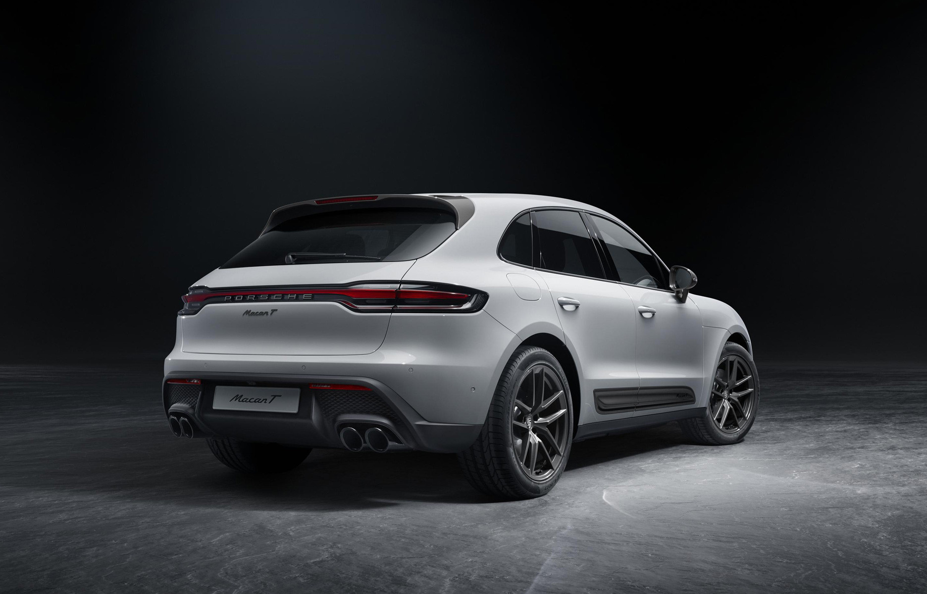 Porsche Macan T a new agile and dynamic version - the good life
